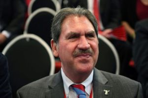 1100124-le-president-de-l-itf-davi-haggerty-lors-d-un-match-de-fed-cup-le-16-avril-2016